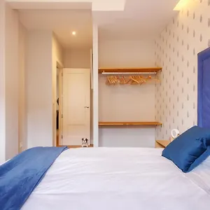 https://viejo-bilbao-con-vistas-a-la-ria-by-urban-hosts.bilbaohotelsspain.com